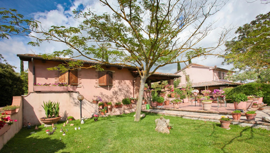 Agriturismo Da Lorena Marsiliana Eksteriør bilde